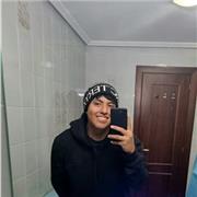 Aquellas personas/ amig@s que he ayudado alguna vez, en alguna materia, dicen que explico bien, que consiguen enteder en vez de solo saber que escribir y que tengo mucha paciencia